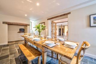 5 Bed in Middle Marwood oc-stepps - 7