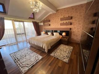 Lux Loft-Apartment with Large Terrace on Nizami str - 2