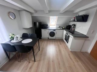 Team at Home Gemütliches Dachgeschossapartment - 0