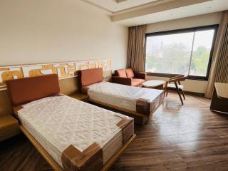 Gro Res Hauz Khas - 5