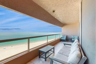 Crescent Beach Club I 12D - 9