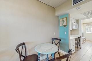 Bungalow Beach Place 2 - 1