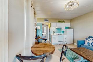 Bungalow Beach Place 4 - 2