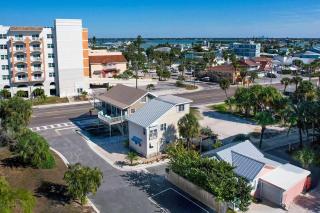 Sol Mate Beach Cottage - 3