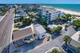 Sol Mate Beach Cottage - 2