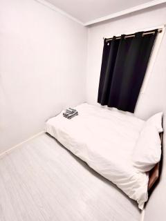 Private Family Home 3 - 9