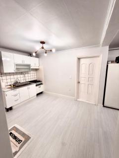 Private Family Home 3 - 4