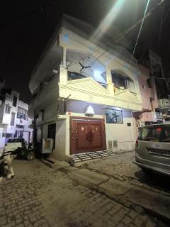 Mithlesh Bhawan Home stay - 1