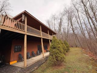 Timbers Nest - Cozy Cabin Minutes to Timberline - 2