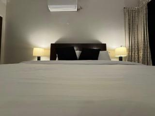 2 Bed Luxury Lower Portion DHA Phase 6 - 5