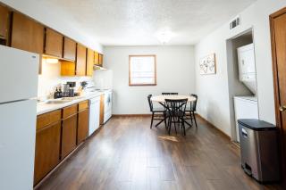 Near K-State Campus - Central Manhattan Stay - 8