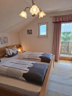 Berghaus Edelstein in Bodenmais - 1