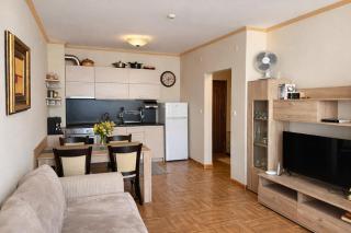 Royal Bay-I Seaview Apartment - 7