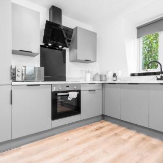 Cozy Two Bed Apartment - Balcony - Parking - 5MAR - 6