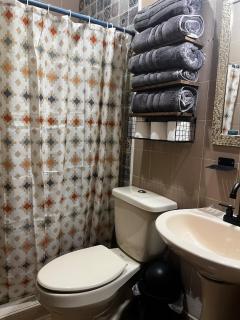 Comfortable house near BBVA stadium and Domo Care - 3