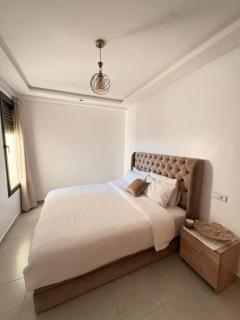 Paradise Blue Wave Hostel - Apartments - 0