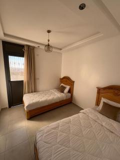 Paradise Blue Wave Hostel - Apartments - 1