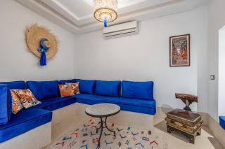Riad with Rooftop Terrace in Top Medina Location, Dar El Bacha - 2
