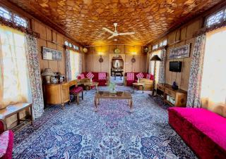 Vanda Heritage Houseboats - 5