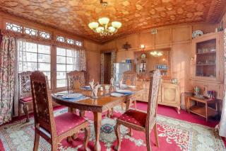 Vanda Heritage Houseboats - 4