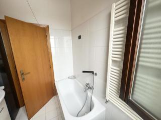 AtticoVistaMare-PrimeLocation-2Bedr-2Bath-Parking-GrandiSpazi-PosizioneFantastica - 2