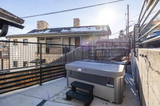 Unbeatable Location, Cozy Studio, Ski-In Ski-Out, Main Street Access, Perfect for Adventure! - 4