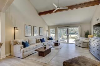 Townhouse Manor 5 - 9