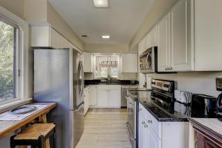 Townhouse Manor 5 - 1