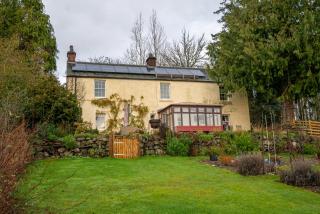 Wester Campsie Farm House - 0