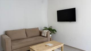 Temporario Sur, hasta 4 personas con 3 camas, General Roca - 8