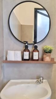 EB Home Apartment - 1