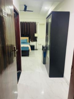 Pareva's Nest premium studio Apartment - 3