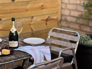 The Beach Pod - Luxe Stay 700m to the Sea - 3