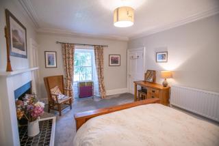 Wester Campsie Farm House - 8