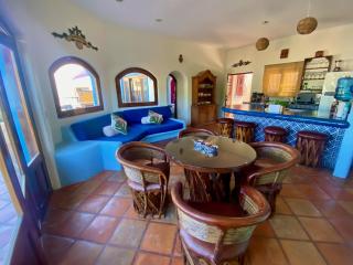 Regio - Casa MoJo's spacious 2BR, kitchen, pool - 0