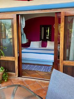 Regio - Casa MoJo's spacious 2BR, kitchen, pool - 6