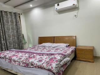 Bahria Executive Lodges - 9