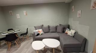 Przytulna kawalerka Katowice-Bogucice - 7