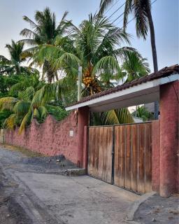 With that poetic garden and the sea very close - 9