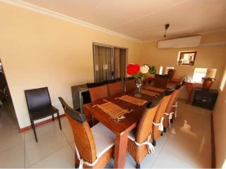 Lovicc Guest house mafikeng - 6