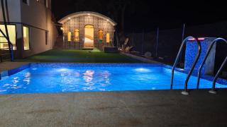 Natha's Hill View Resort - 9