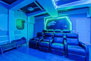 Enjoyable 6BR Home Near Disney - 4