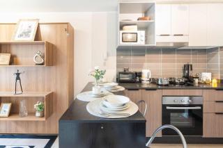 HOM I WiFi A pasos del metro Club Hipico - 3