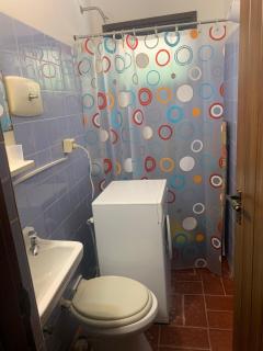 Spacious vacation home, 4BR with large garden,classic chalet style, San Rafael,Punta del Este - 2