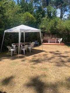 Spacious vacation home, 4BR with large garden,classic chalet style, San Rafael,Punta del Este - 1