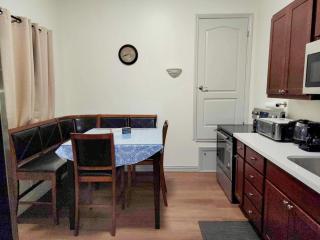 Welcoming & Spacious 2-Bedroom Guest Suite in Torrance 20 Minutes from LAX - Torrance - 3