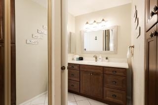 Oceanside Beach Condos - Oceanside - 3