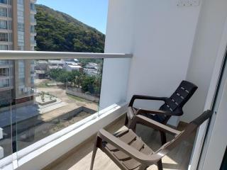 Modern Apartment Steps from the Sea - 703 - 8