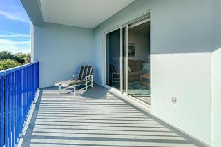NSB Oceanwalk 16-305 - 9