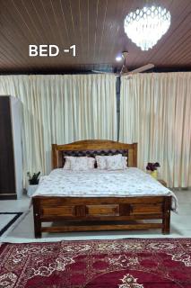 Family Studio Retreat - 7